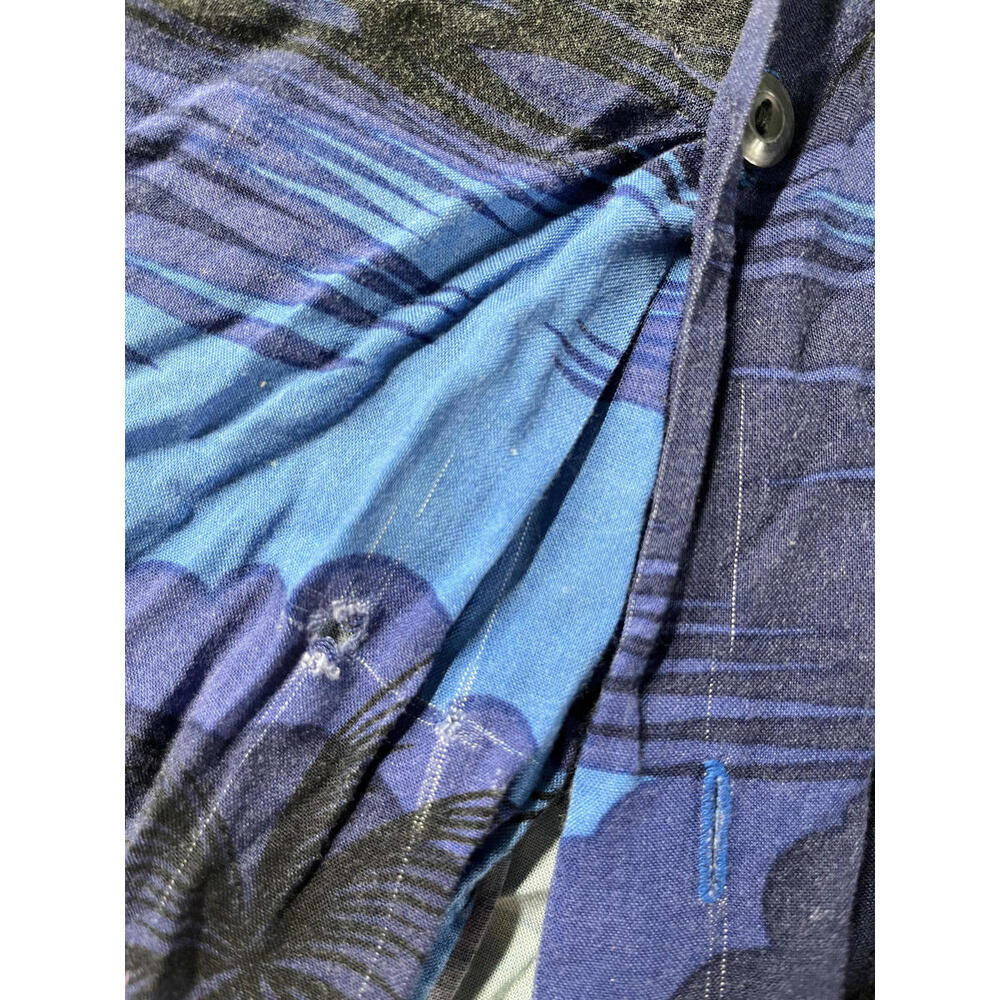 Pineapple Connection Mens Hawaiian Style Short Sleeve Shirt Medium - Picture 3 of 5